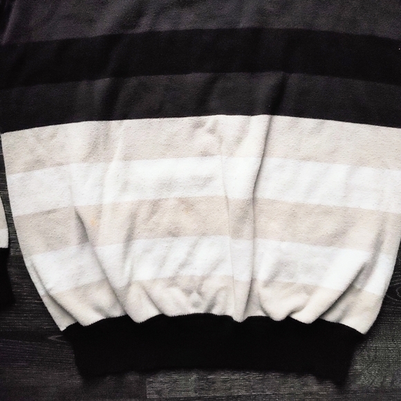 Hurley colorblock stripe sweater - Picture 2 of 7